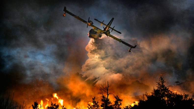 Δύο άνθρωποι έχασαν τη ζωή τους από τις πυρκαγιές στην Καλαβρία