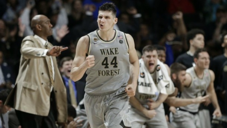 Ο Ολυμπιακός προσέγγισε τον Μήτογλου