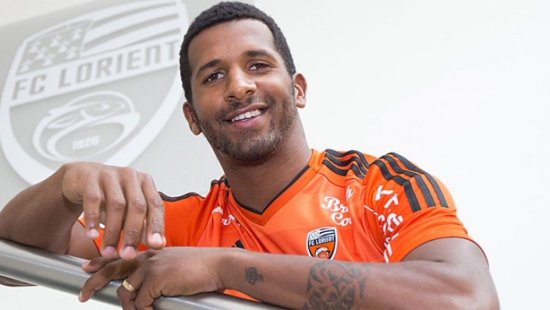 Εξετάζει Καφού ο ΠΑΟΚ (vid)