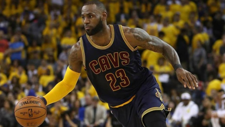 Καλωσόρισμα με... τριαντάφυλλα του ΛεΜπρόν στον Ρόουζ! (pic)