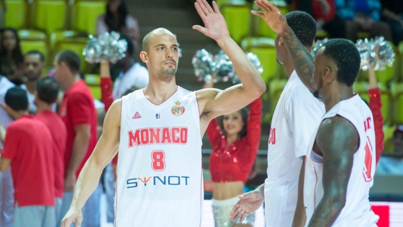 Ανανέωσε με τη Μονακό ο Γκλαντίρ (pic)