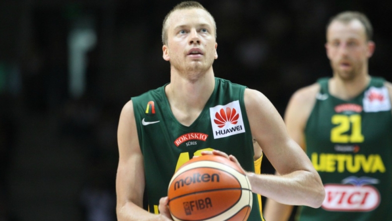 Προετοιμάζεται ενόψει Eurobasket ο Λεκαβίτσιους (pic)