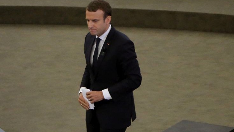 Με τις καθημερινές μεταφορές των Γάλλων ασχολείται ο Μακρόν