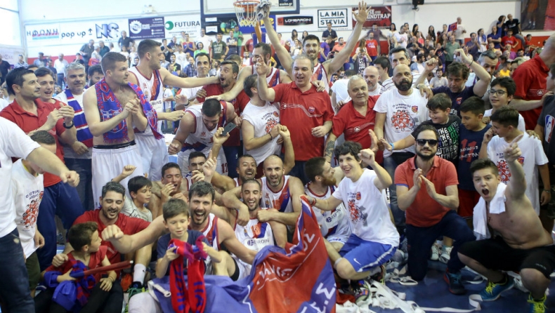 «Εγκλωβισμένοι» οι παίκτες του Πανιωνίου