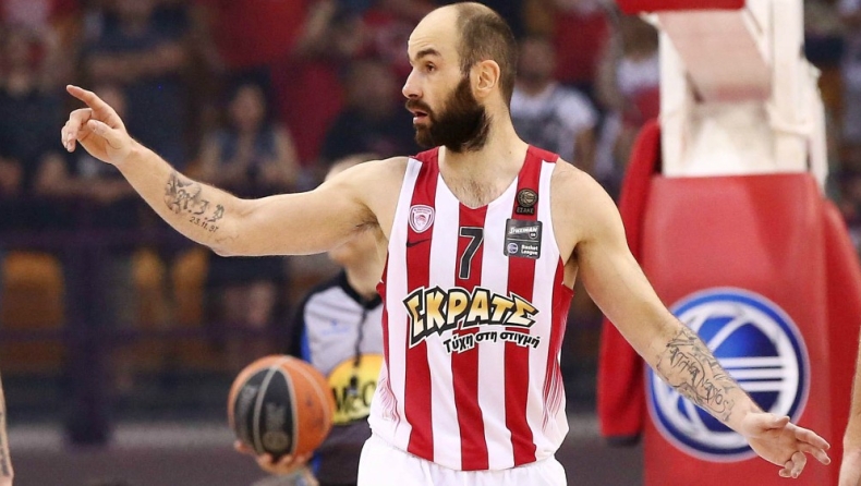 Οι «ερυθρόλευκες» ευχές στον Σπανούλη (pic)