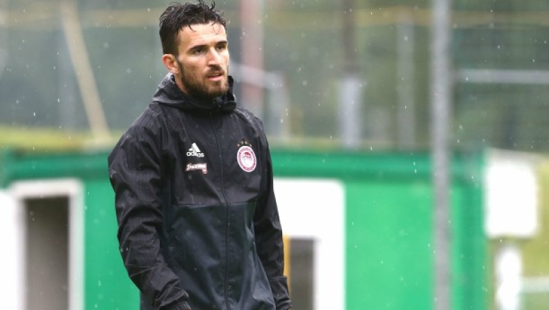 Παραμένει στον Ολυμπιακό ο Γιαννιώτας