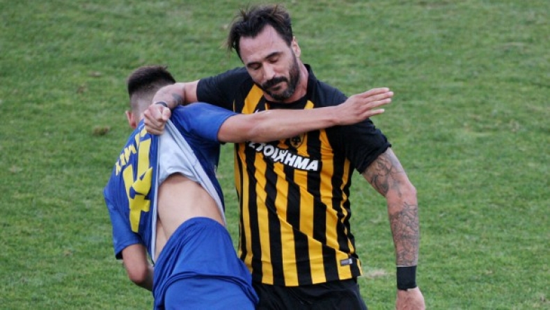 Κινδυνεύουν με τρεις αγωνιστικές Αλμέιδα - Λιβάγια