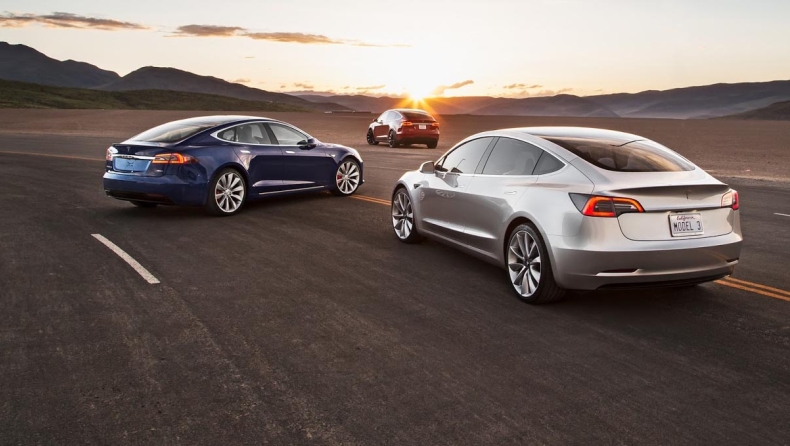5.000 Tesla 3 την εβδομάδα υπόσχεται ο Έλον Μασκ!