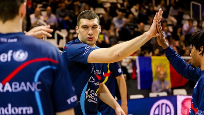 Σημαντικός «πονοκέφαλος» για Ζούρο ενόψει Eurobasket