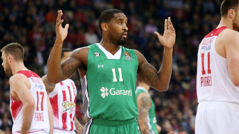 Ουοναμέικερ: «Ο Τραμπ είναι κόπανος!» (pics)