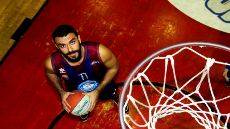 Στον Ηρακλή ο Κακαρούδης!