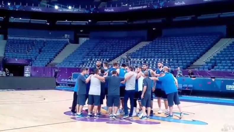 Το gazzetta.gr στην προπόνηση της Εθνικής στο Ελσίνκι (vids)