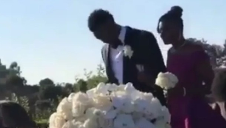 Παντρεύτηκε ο Τζούλιους Ραντλ (vids)