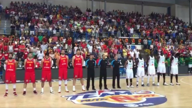 Ενός λεπτού σιγή για τους νεκρούς της Βαρκελώνης (vid)