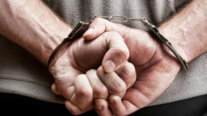 Πατέρας εξέδιδε την 14χρονη κόρη του για 5 ευρώ