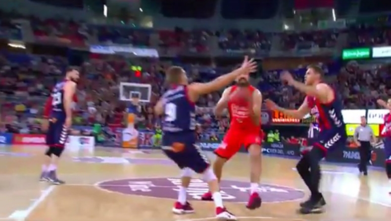 Θα σφυρίζονται βήματα ή όχι; (vids)