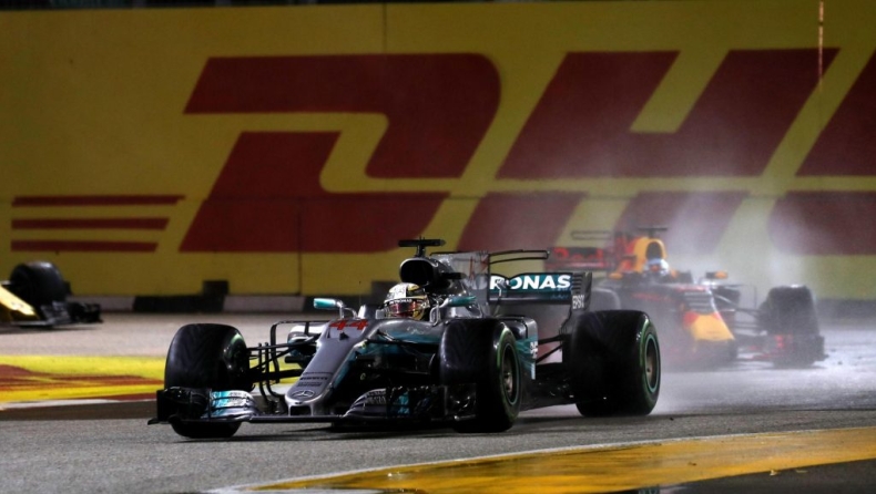 Επεισοδιακό ατύχημα, αυτοκίνητο ασφαλείας... Χ3 και Χάμιλτον!