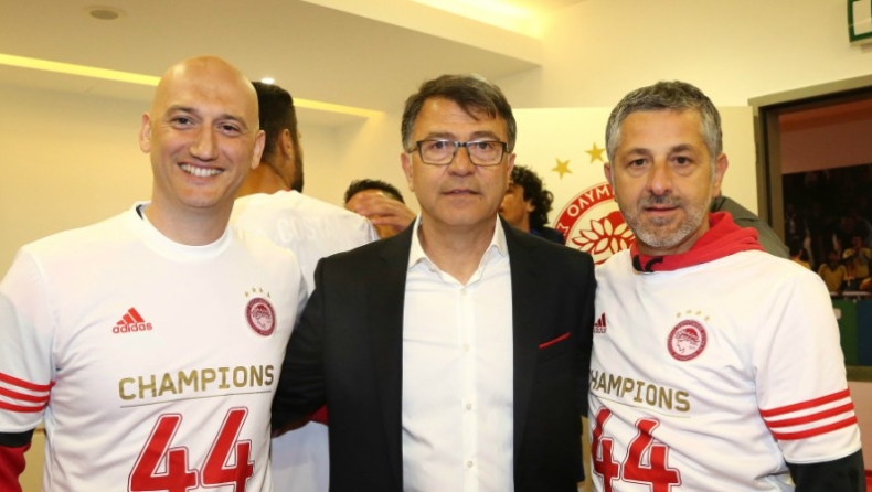 Όλο το team του Λεμονή (pic)