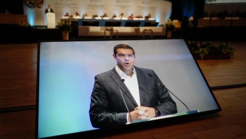 Guardian: Ο Τσίπρας είναι πλέον πιο πραγματιστής