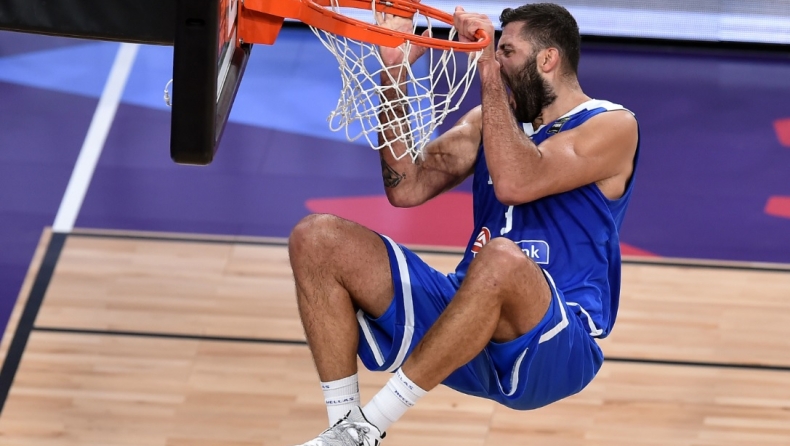 Με... καρφωματάρα Μπουρούση το Top 5! (vid)