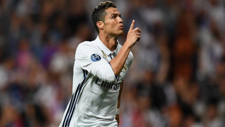 Ο Κριστιάνο τα έχει... 400!