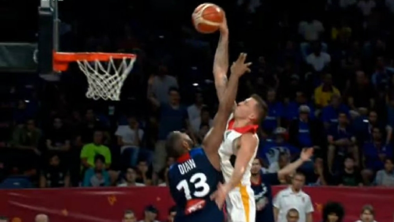 Σηκώθηκε στα... ουράνια ο Τάις! (vid)