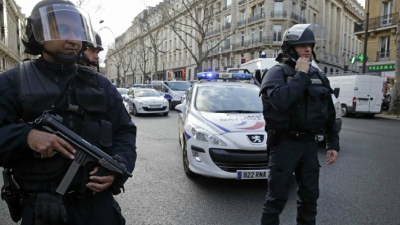 Γαλλία: Άνδρας επιτέθηκε με σφυρί σε γυναίκες