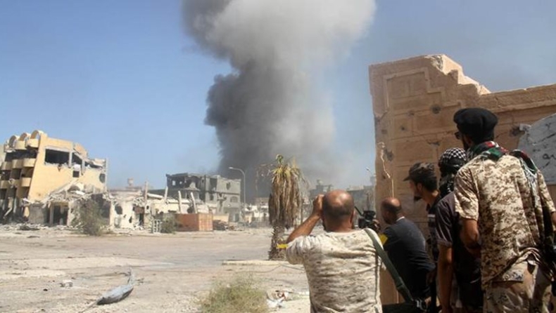Λιβύη: Τέσσερις νεκροί σε επίθεση βομβιστή-καμικάζι του Ισλαμικού Κράτους