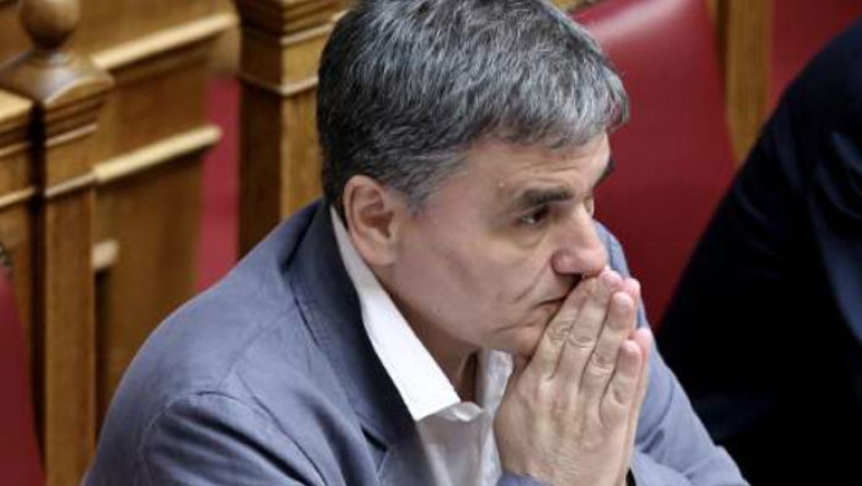 Αναζητούνται 100 εκατ. ευρώ για τα κοινωνικά επιδόματα