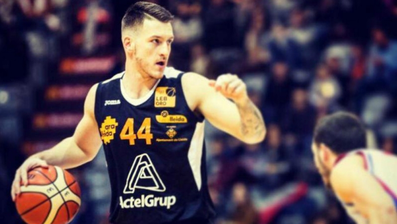 Και επίσημα στον ΓΣΛ-Φάρο ο Παπαντωνίου!