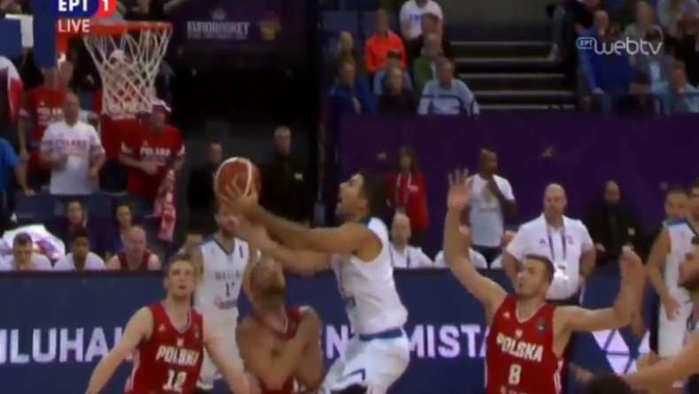 Δεν κόβεται ούτε με φάουλ ο... τρελαμένος Σλούκας! (vid)