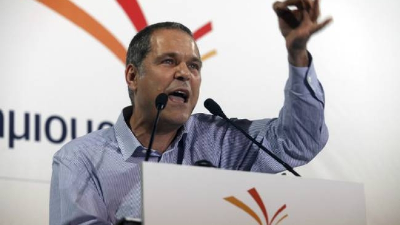 Χυδαία ανάρτηση Τζήμερου κατά Κουρουμπλή (pic)