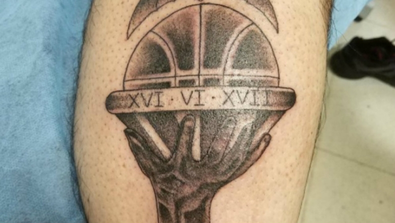 Έκανε τατουάζ το πρωτάθλημα της Βαλένθια! (pic)