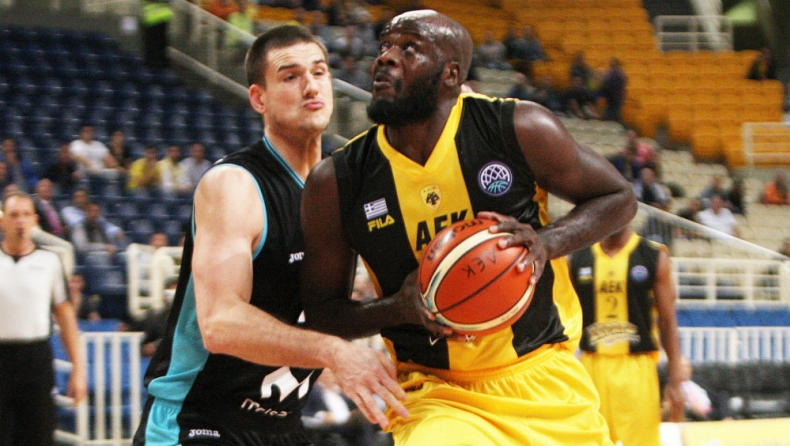 ΑΕΚ - Εστουδιάντες 79-87 (pics)