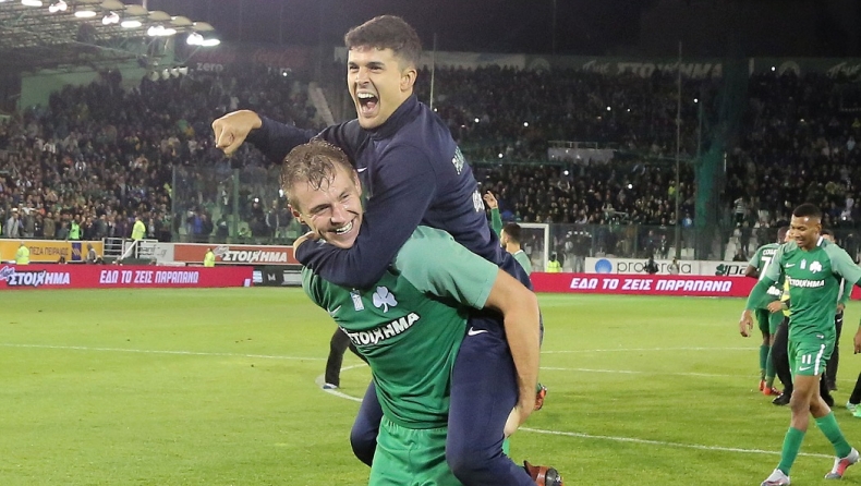 Τρελαμένος με τον κόσμο ο Ρέις (pic)