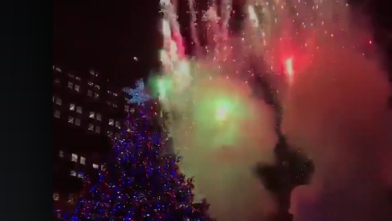 Τα Χριστούγεννα πλησιάζουν κι η Νέα Υόρκη τα υποδέχεται πρώτη και καλύτερη (vid)