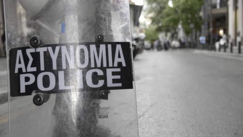 Δύο τραυματίες μετά από συμπλοκή αλλοδαπών στην Ομόνοια