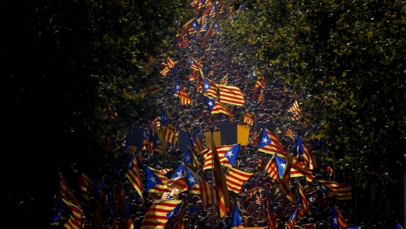 Καταλονία: «Χειρότερη κι από τον Φράνκο η ισπανική κυβέρνηση» (pics & vid)