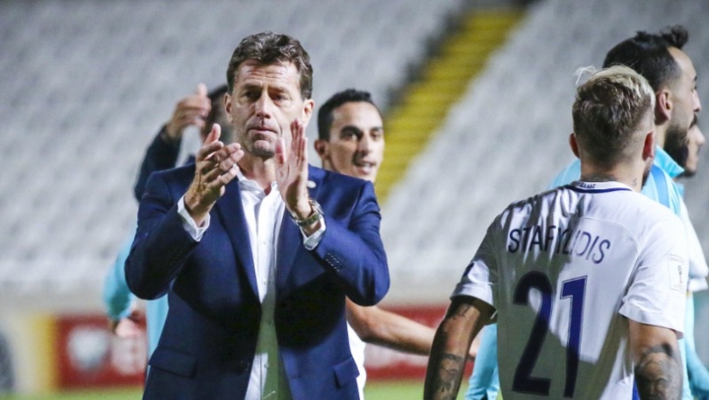 Το χειροκρότημα Σκίμπε και διεθνών στον κόσμο