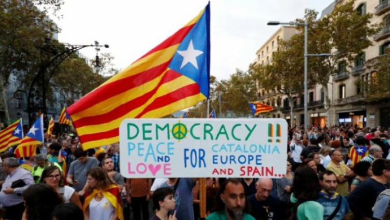 «Πραξικόπημα» και «επίθεση κατά της δημοκρατίας», καταγγέλλει η πρόεδρος του καταλανικού κοινοβουλίου