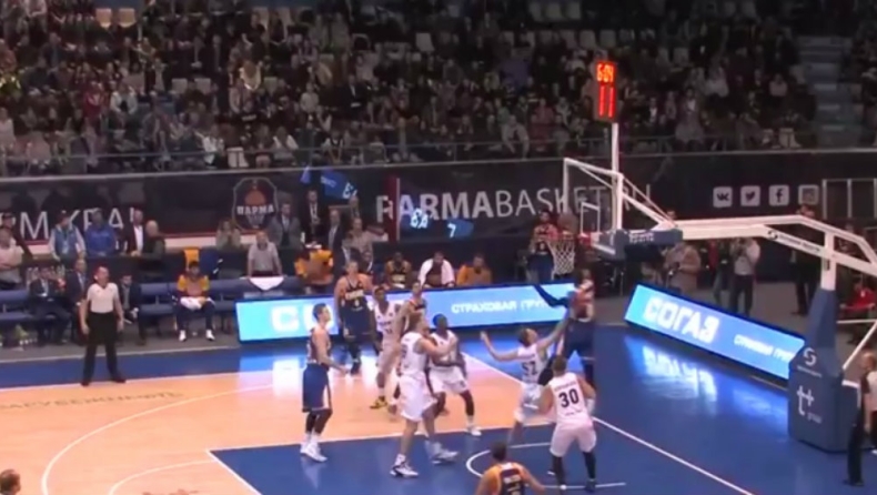 Σβεντ στον Ρόμπινσον και... showtime! (vid)