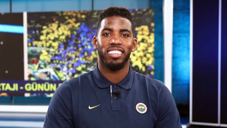 Τόμπσον: «Με βοηθά αρκετά το google translate» (vid)