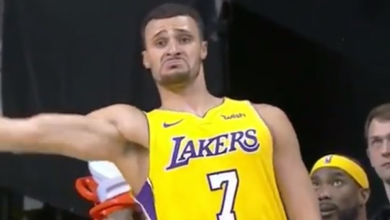 Οι συμπαίκτες του καρφώνουν και ο Νανς... τρελαίνεται! (vid)