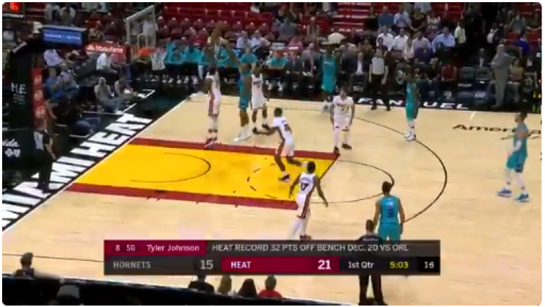 «Έσβησε» τα... φώτα ο Ουάιτσαϊντ στον Χάουαρντ! (vid)