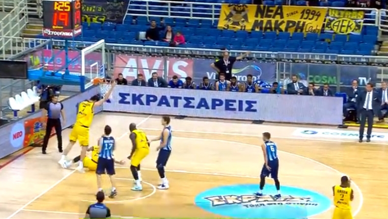 Μωραΐτης και Τσαλμπούρης ξεσήκωσαν την ΑΕΚ! (vid)