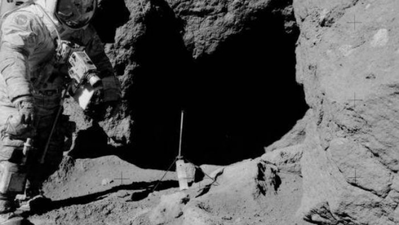 Νέα θεωρία συνωμοσίας «αποκαλύπτει» οτι οι Αμερικάνοι δεν πάτησαν στο φεγγάρι το 1972 (pics & vid)
