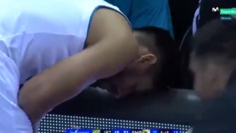 Τραυματίστηκε ο Αγιόν στον αριστερό του ώμο (vid)