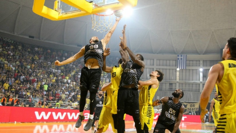 Μπαμπά φέρε το ουίσκι!