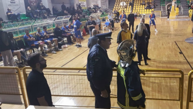 Καθυστέρηση λόγω... φωτιστικού στο Μαρούσι (pics)