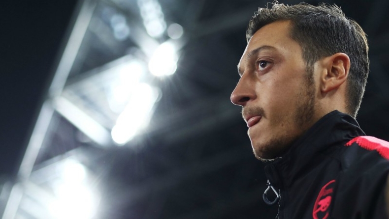 Τι ζητά ο Οζίλ από την Μπαρτσελόνα